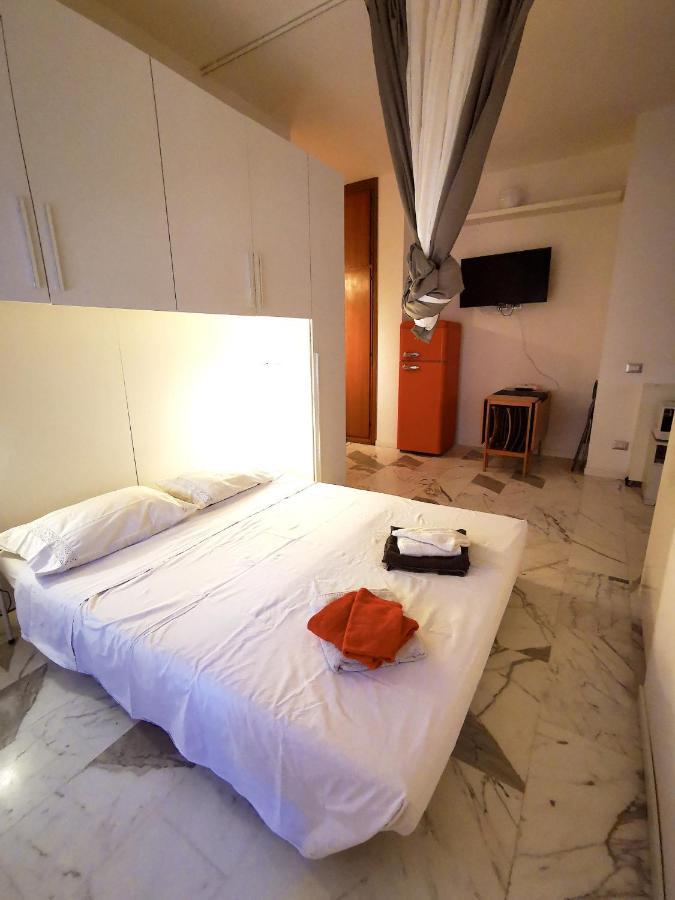 Rouge Studio - 10 Min From Vatican Lägenhet Exteriör bild